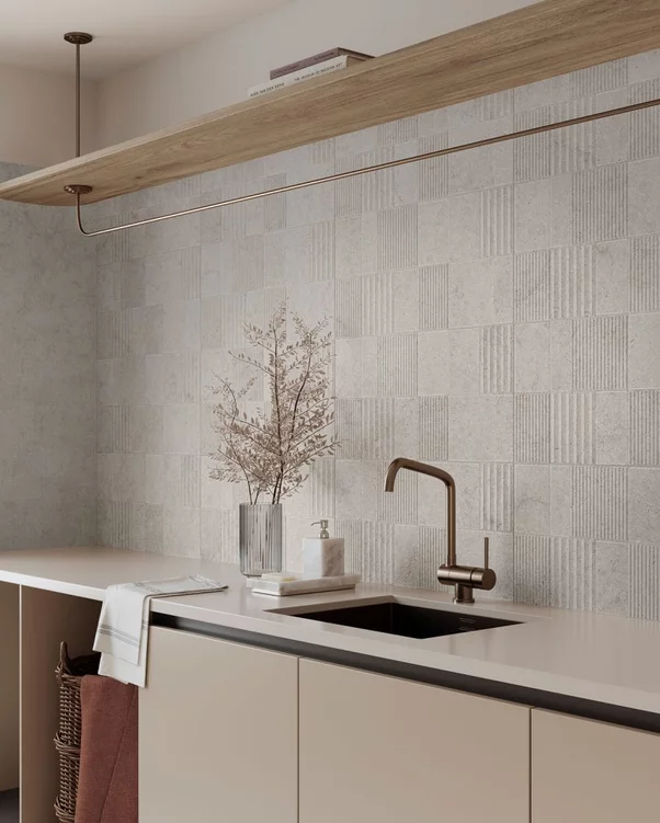 Obklad Deco Limestone Grey 32×62,5 cm