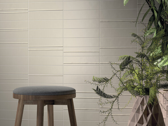 Spaced Infinite Ivory Mate 7,5x30 cm