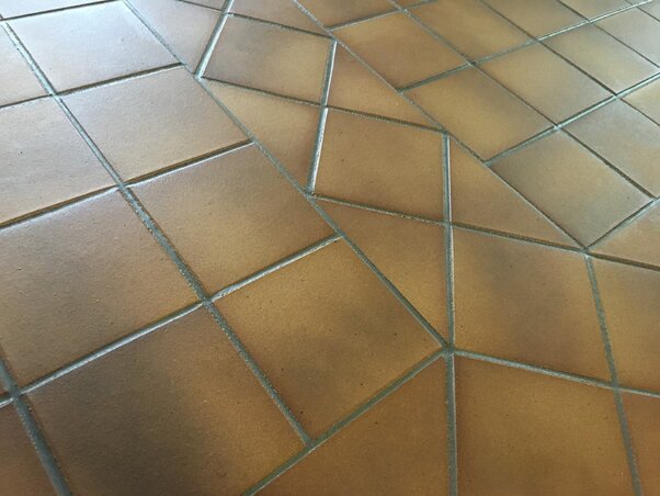 Terasová dlažba Quarry Flame Brown protišmyková 15x15 cm